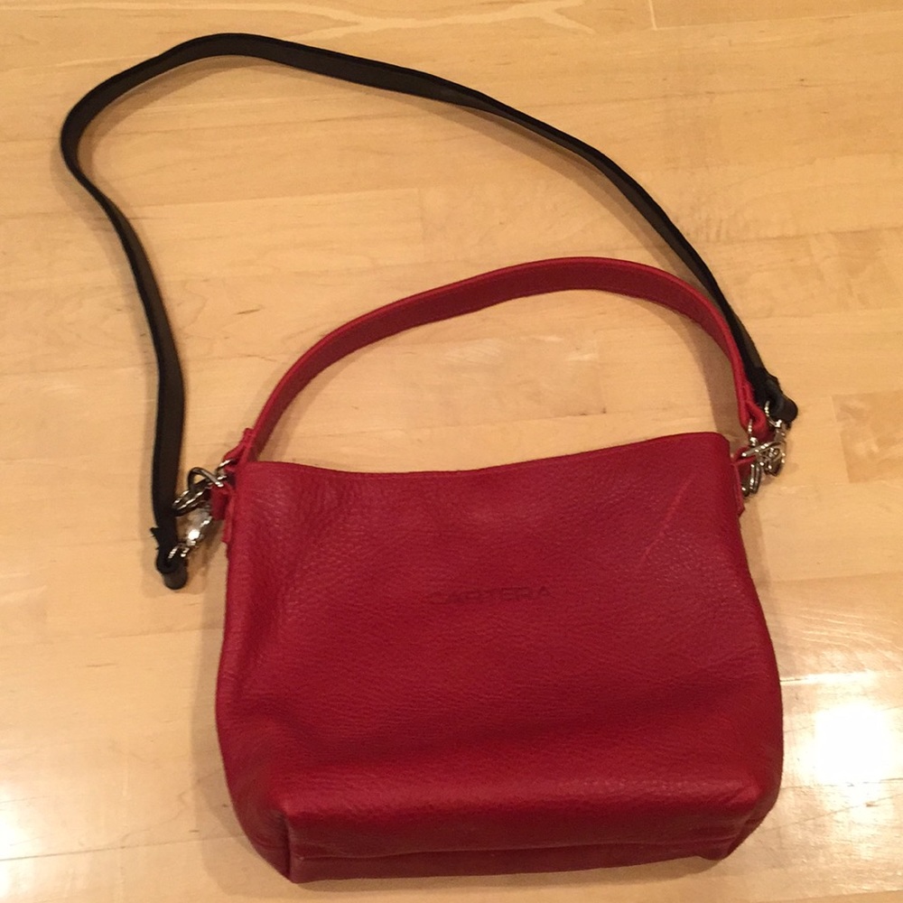 Cartera red leather cross body / shoulder bag